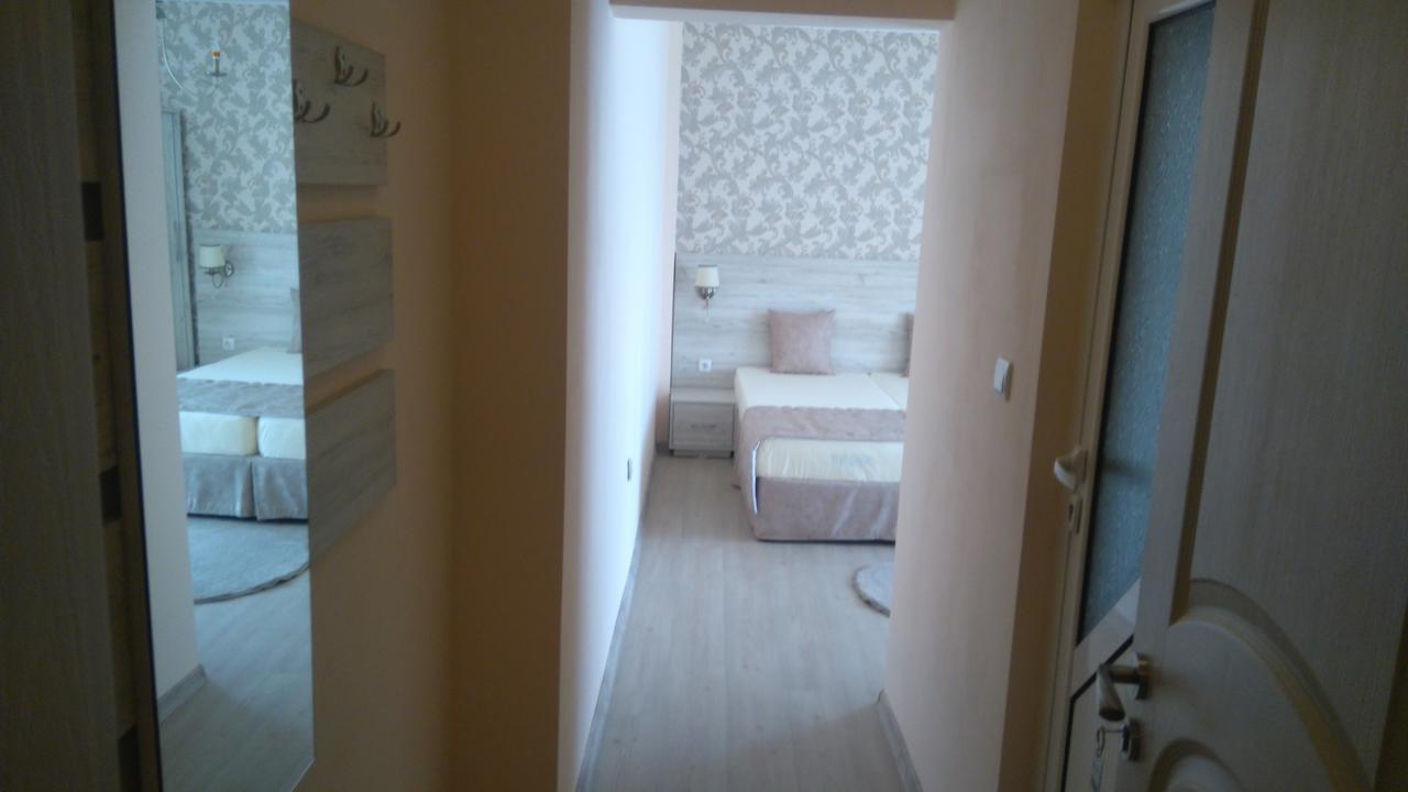 Guest House Adriya Primorsko Exterior photo