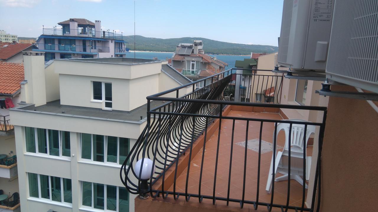 Guest House Adriya Primorsko Exterior photo