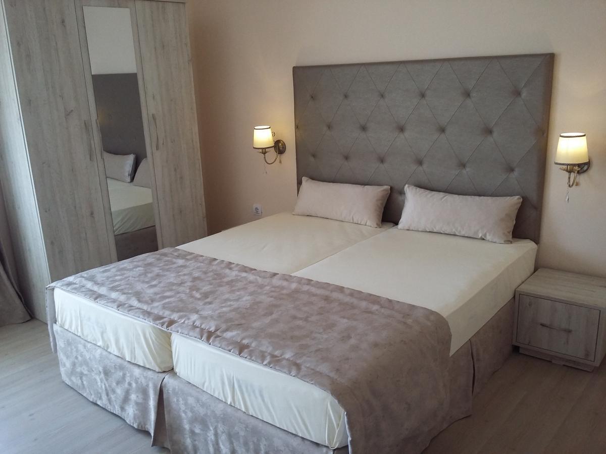 Guest House Adriya Primorsko Exterior photo