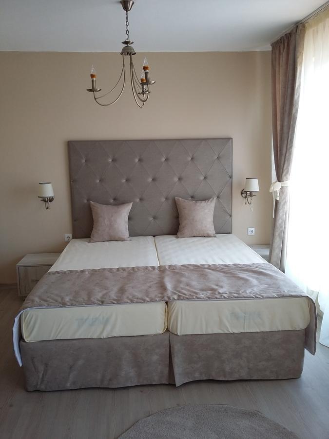 Guest House Adriya Primorsko Exterior photo